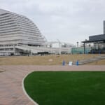 スポーツ施設　メリケンパーク　人工芝設置工事