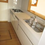 リノベーション住宅本山北町中古住宅　改装後キッチン